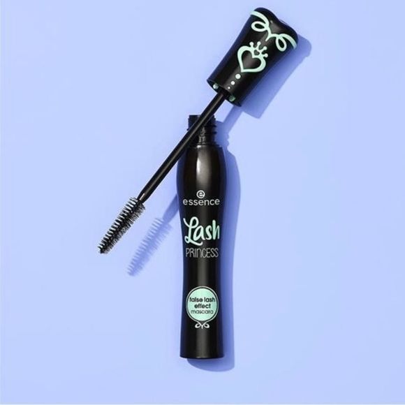 Essence Lash Princess Mascara - Picture 2 of 3